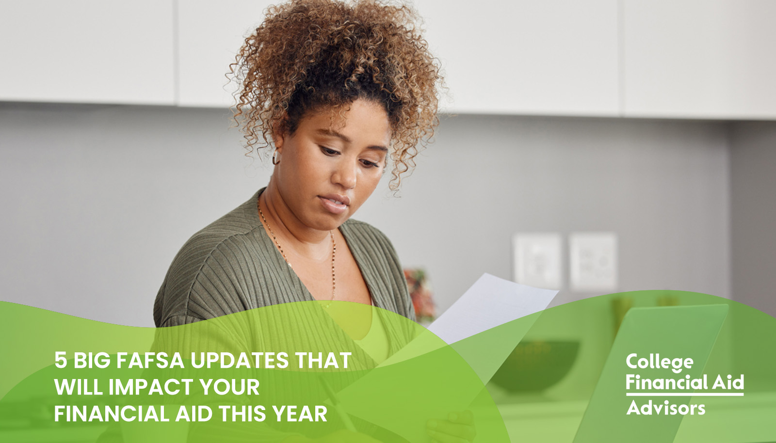 College financial aid advisor Jodi Okun shares 5 FAFSA updates that could impact students' financial aid this year
