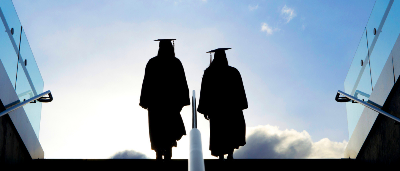 Financial Aid Steps to Take Before the High School Year Ends